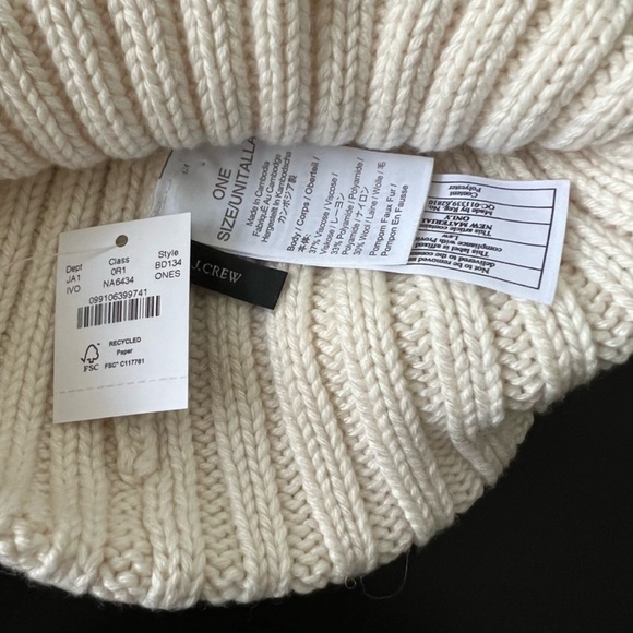 J. Crew Ribbed pom-pom Beanie - Picture 5 of 5